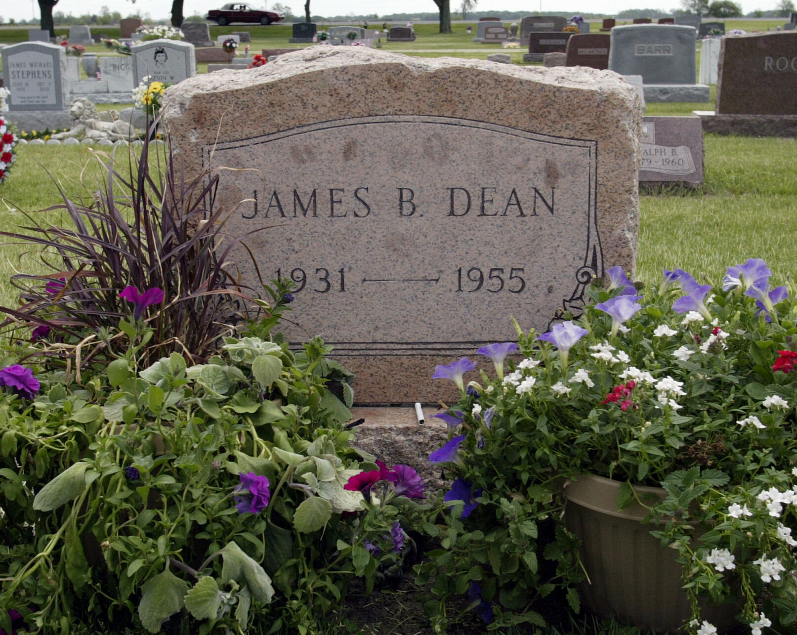 1955: James Dean